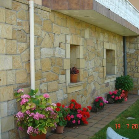 Residencial Santamaria Hotel Sancibrián Eksteriør billede