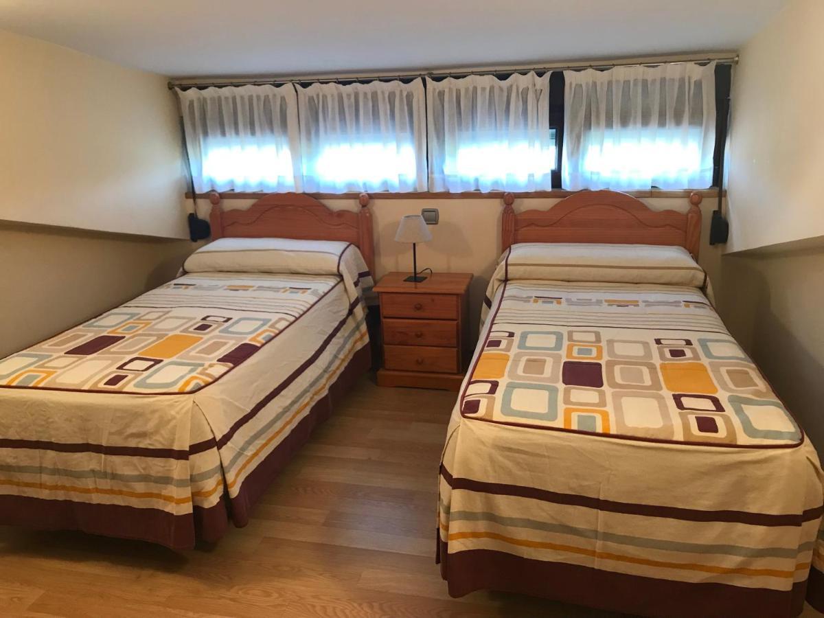 Residencial Santamaria Hotel Sancibrián Eksteriør billede